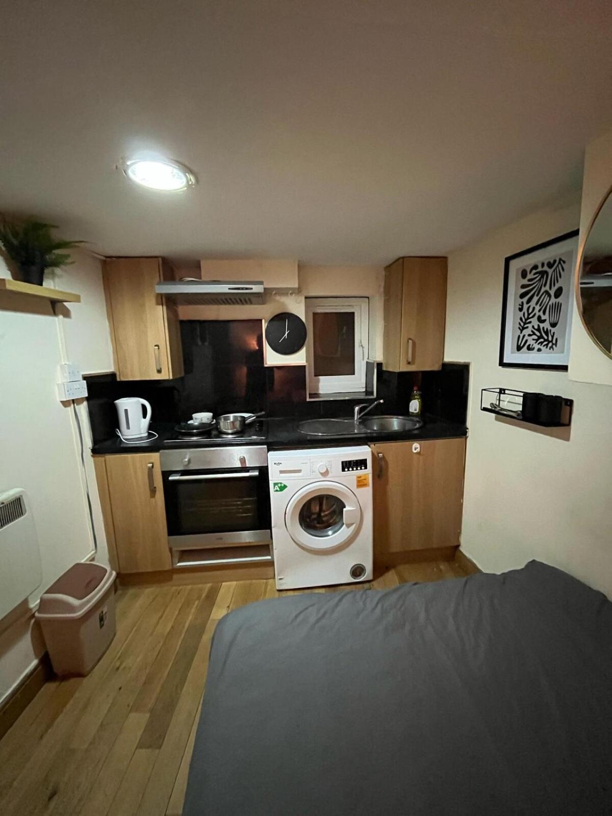 Apartment Electric Eve *