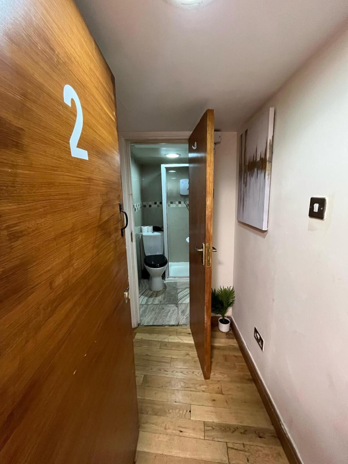 Electric Eve Apartment *